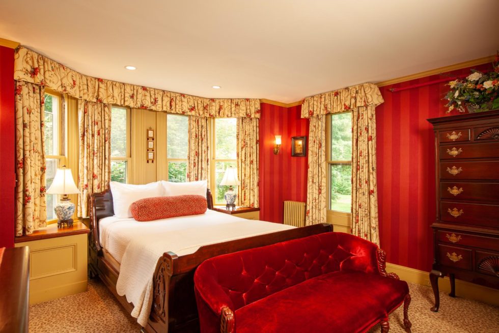 Rooms | Lodging | The Ivy Lodge | Newport Rhode Island