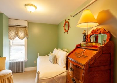 Satterlee Suite | Ivy Lodge | Newport, RI