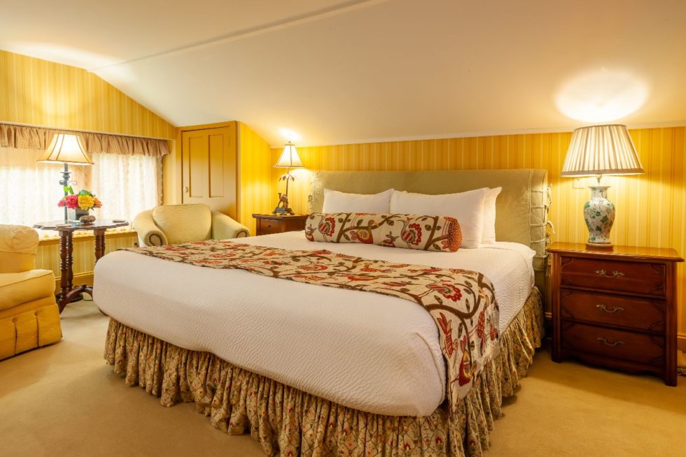 Rooms | Lodging | The Ivy Lodge | Newport Rhode Island